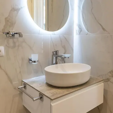 Affittacamere Elegantia Luxury *