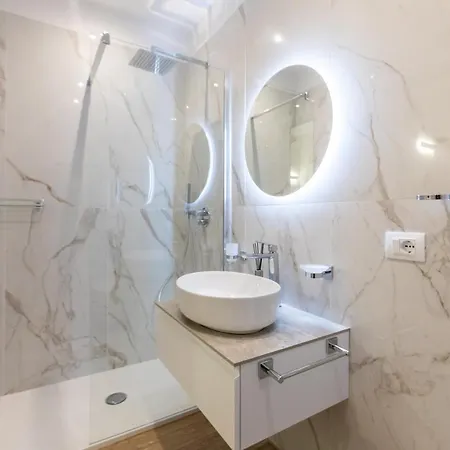 Elegantia Luxury Affittacamere *